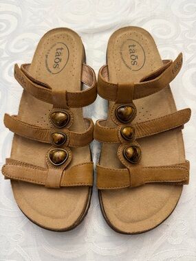 Taos Women Brown Strappy Dressy Summer Sun Comfort Sandals Size 9 Triple Velcro